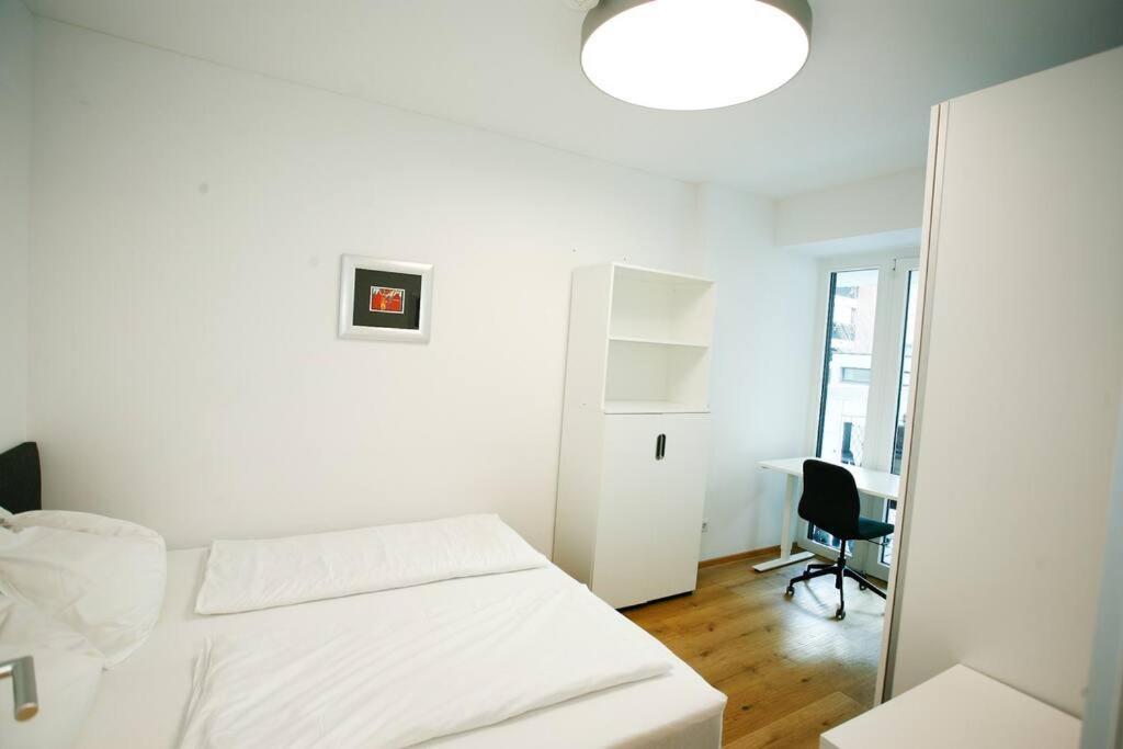 Top Central Apartment On Karlsplatz Вена Экстерьер фото